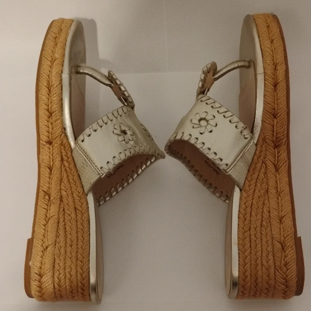 Jack Rogers Sandals Heels Wedge Thong Leather Jute Espadrille Medallion Gold 6 - Picture 7 of 12